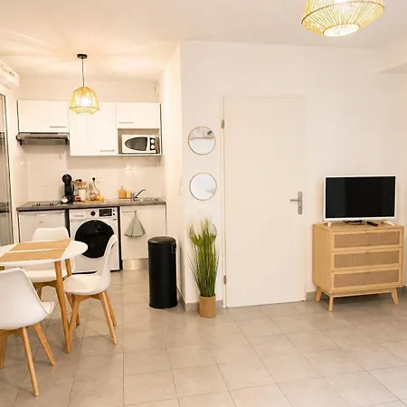 Apartament Cosy Sur Proche Du Tram De L Aeroport Et Du Meett